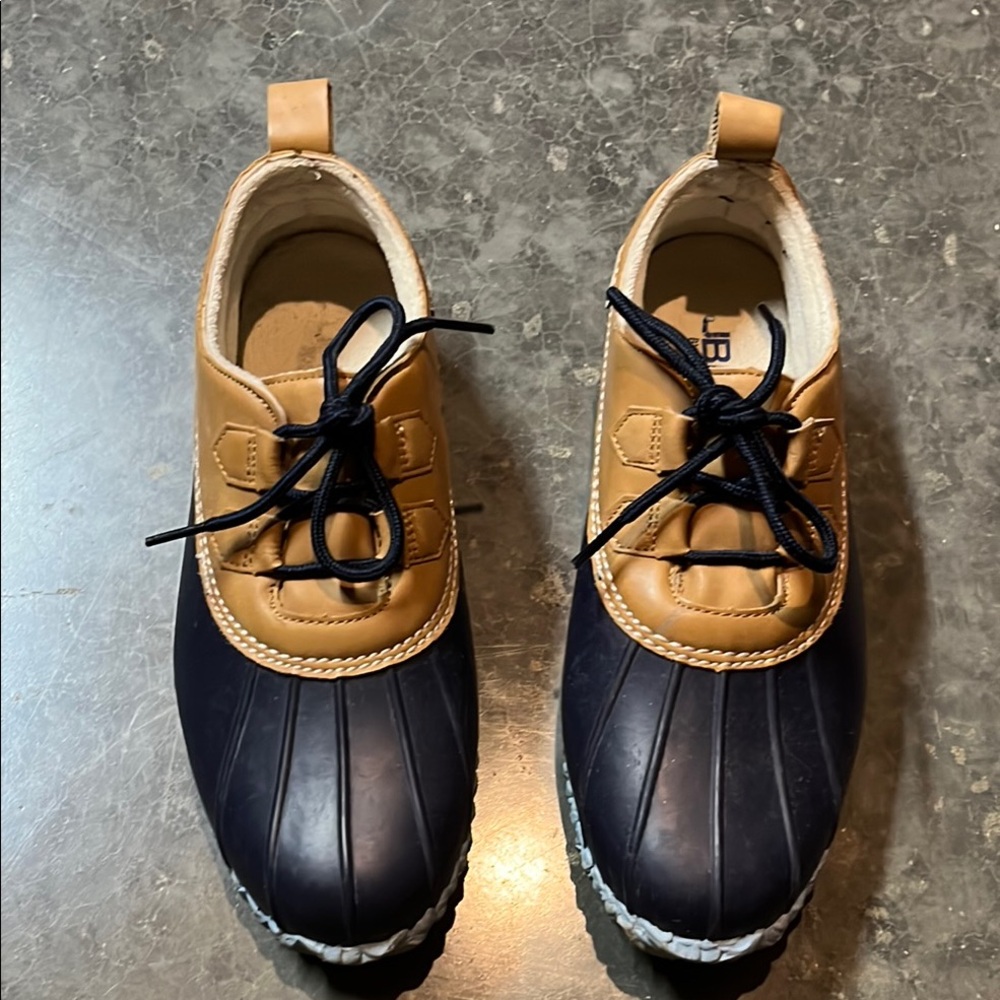 Women’s JBU Shoes